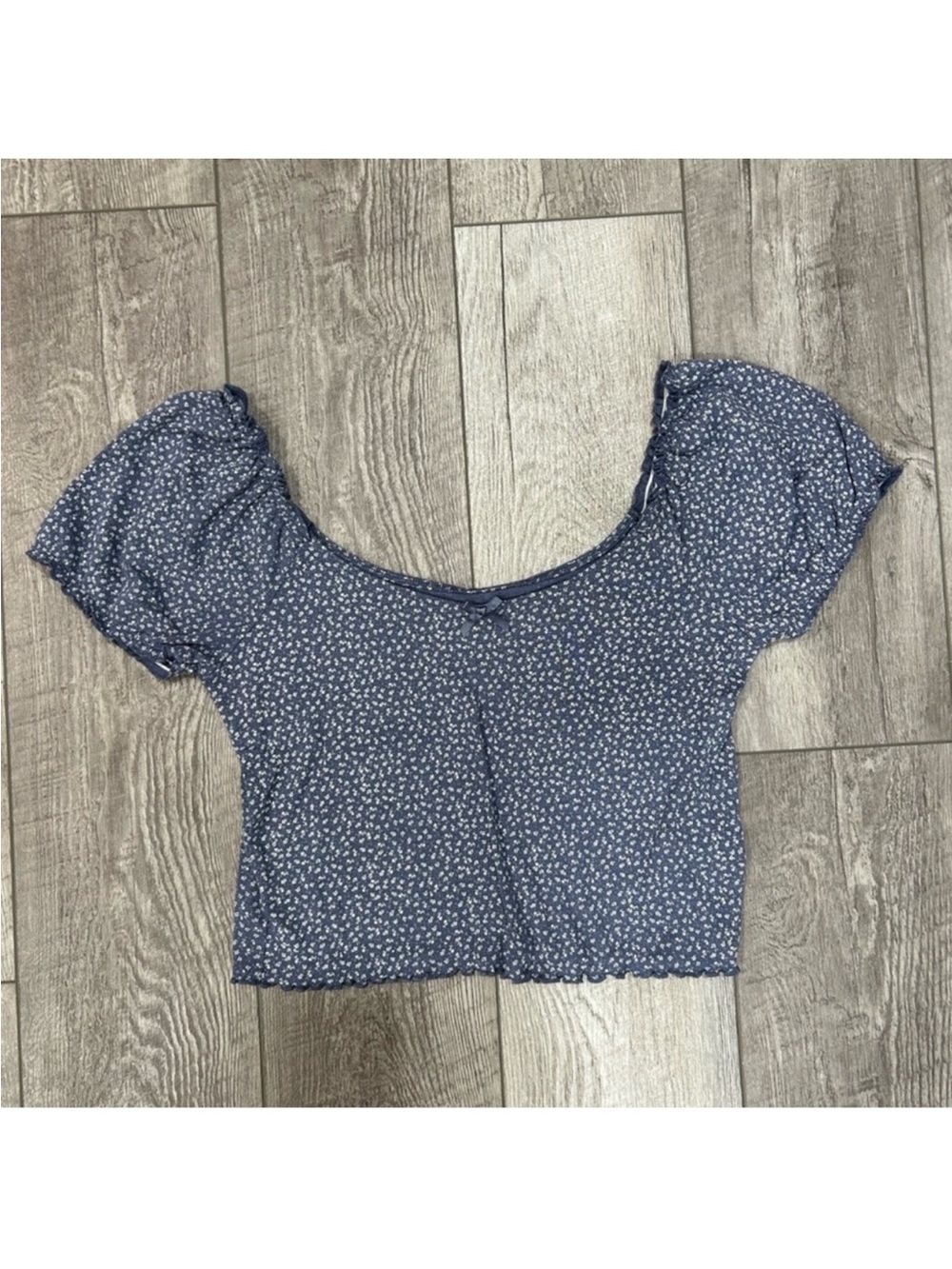 American Eagle Blue Floral Scoop-Neck Blouse
